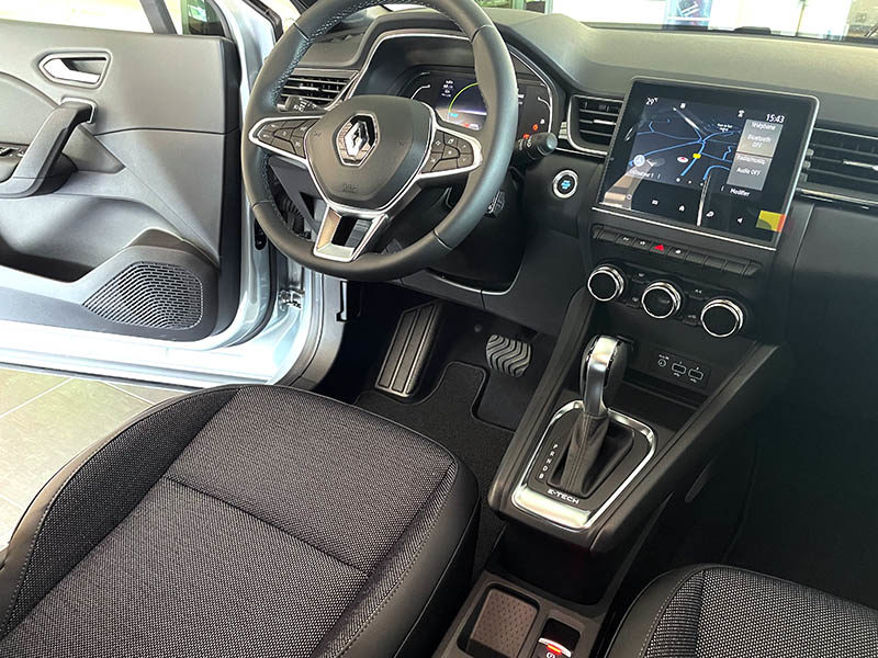 à vendre Renault Captur Hybride 145