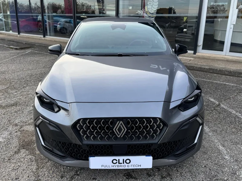 Clio VI hybride 160 Techno 4