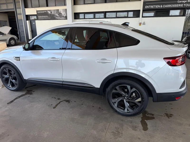renault-arkana-engineered-e-tech-hybride-145-22-00001